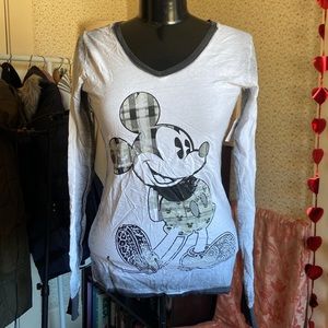 NWT Disney Parks Mickey Mouse Women's V-neck long sleeve T-Shirt top funky B&W